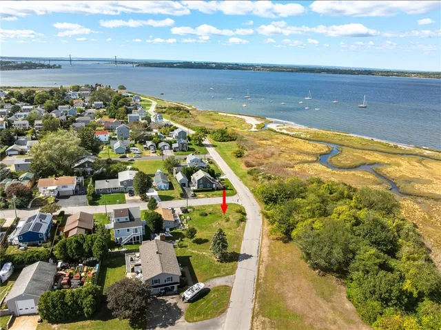 $375,000 | 0 Common Fence Point Boulevard, Portsmouth, RI 02871