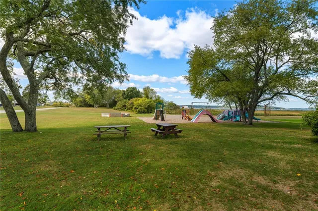 $375,000 | 0 Common Fence Point Boulevard, Portsmouth, RI 02871