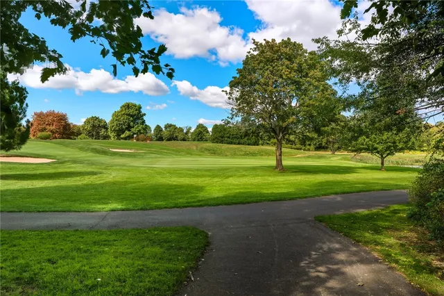 $375,000 | 0 Common Fence Point Boulevard, Portsmouth, RI 02871