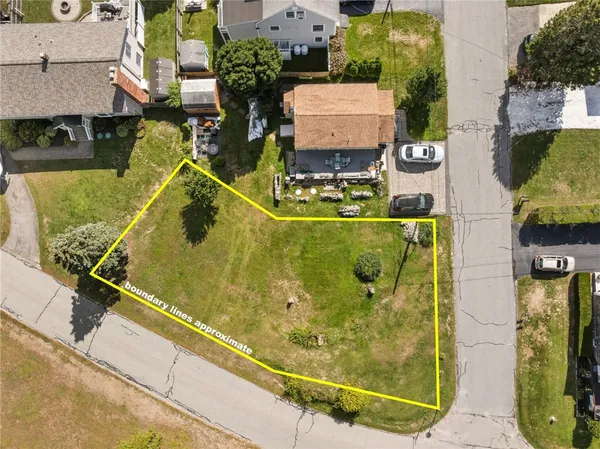 $375,000 | 0 Common Fence Point Boulevard, Portsmouth, RI 02871