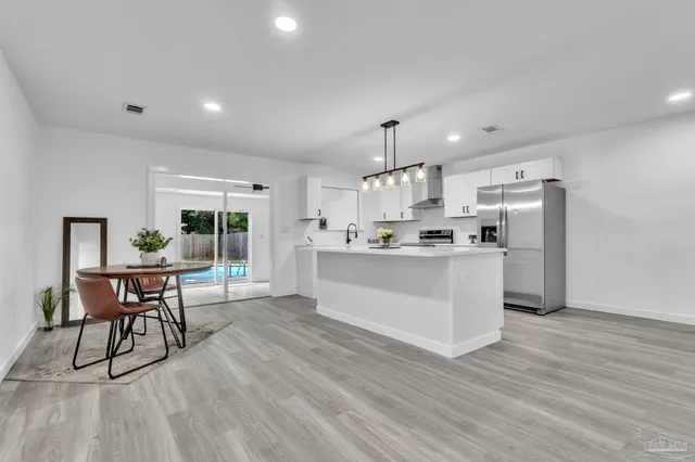 $325,000 | 4044 Elmcrest Drive, Pensacola, FL 32504