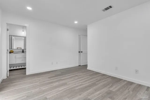 $325,000 | 4044 Elmcrest Drive, Pensacola, FL 32504