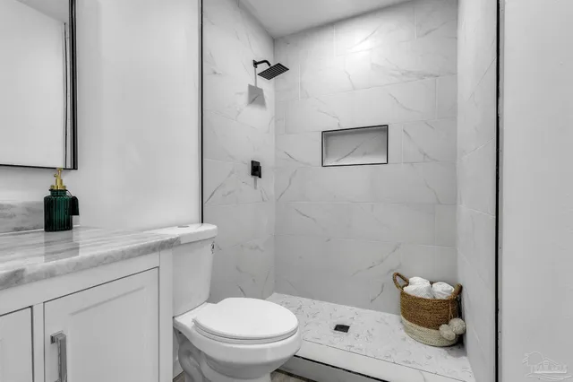 $325,000 | 4044 Elmcrest Drive, Pensacola, FL 32504