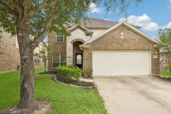 $2,298 | 10108 Hidden Creek Falls Lane, Brookshire, TX 77423