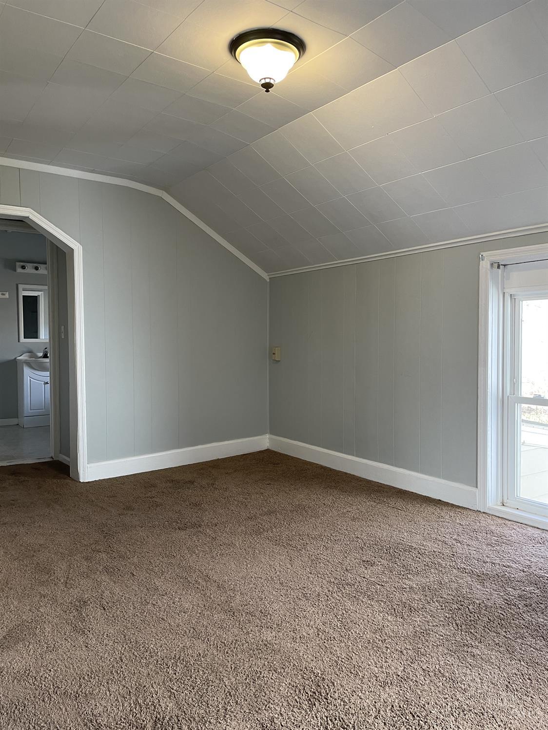 141 South Riverside Drive Batavia, OH 45103 - Photo 30 of 40 Gallery Image 30