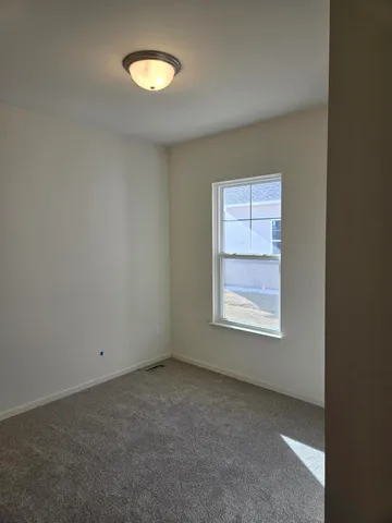 $300,000 | 4270 Plum Village Circle, Unit 37, Monroe, MI 48161