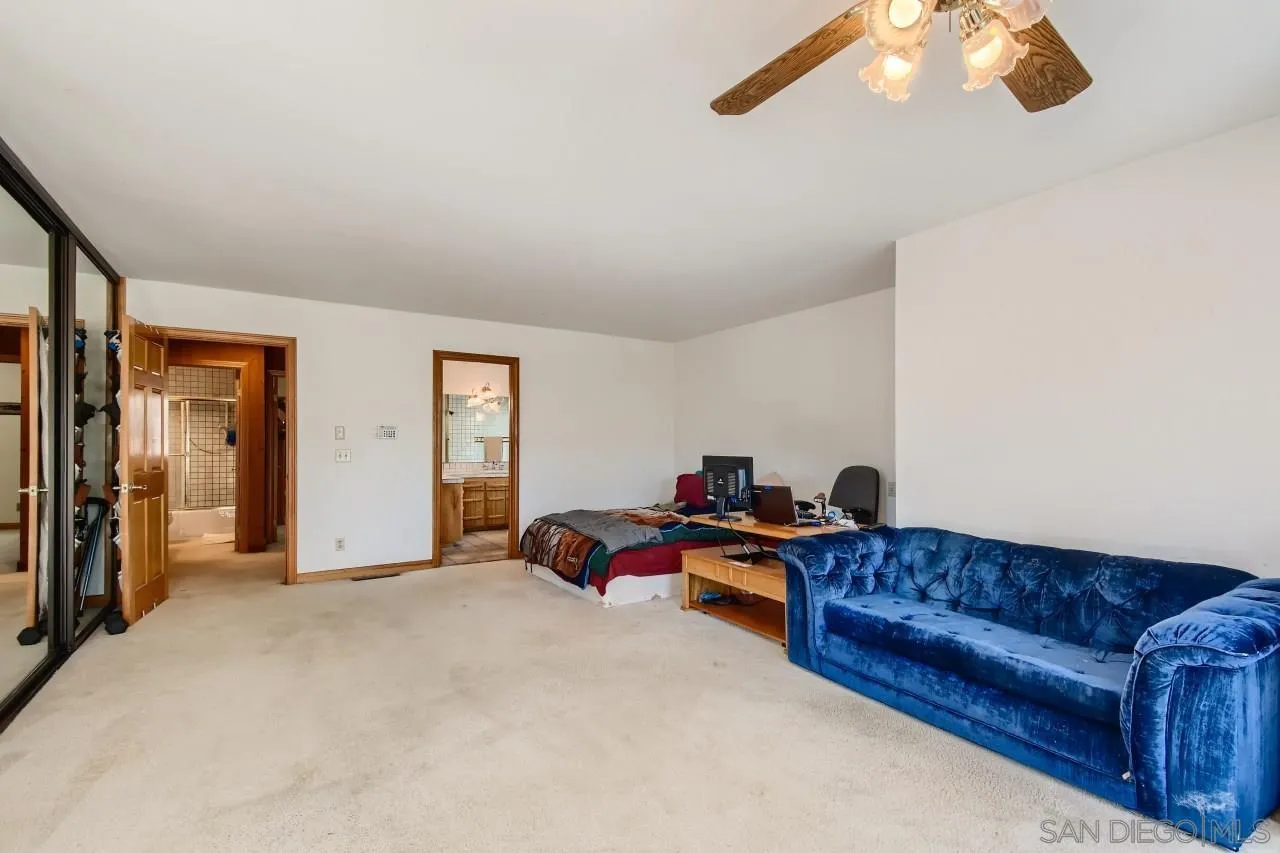 625 South Grade Road Alpine, CA 91901 - Photo 18 of 42 a living room with furniture
