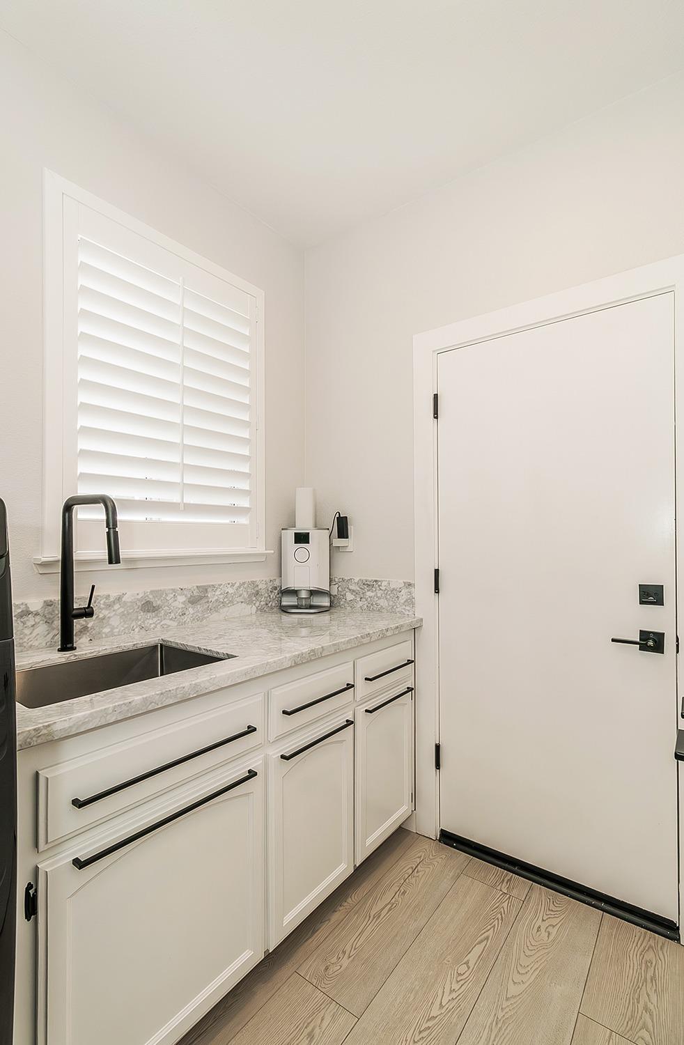 1980 Lawrence Avenue Clovis, CA 93611 - Photo 19 of 54