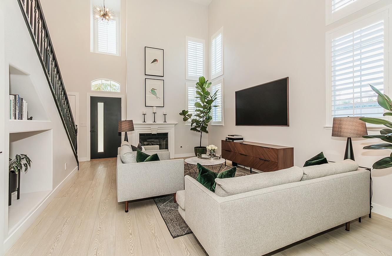 1980 Lawrence Avenue Clovis, CA 93611 - Photo 8 of 54