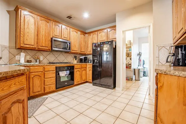 $2,750 | 5908 Silver Buckle Drive, McKinney, TX 75070