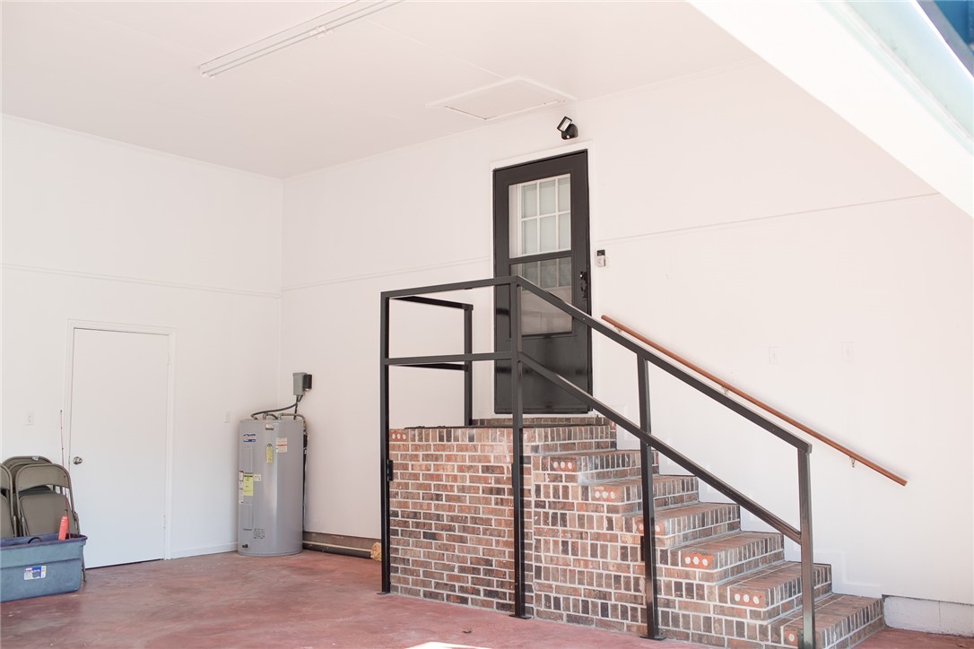 2110 Ware Street Blackshear, GA 31516 - Photo 13 of 57