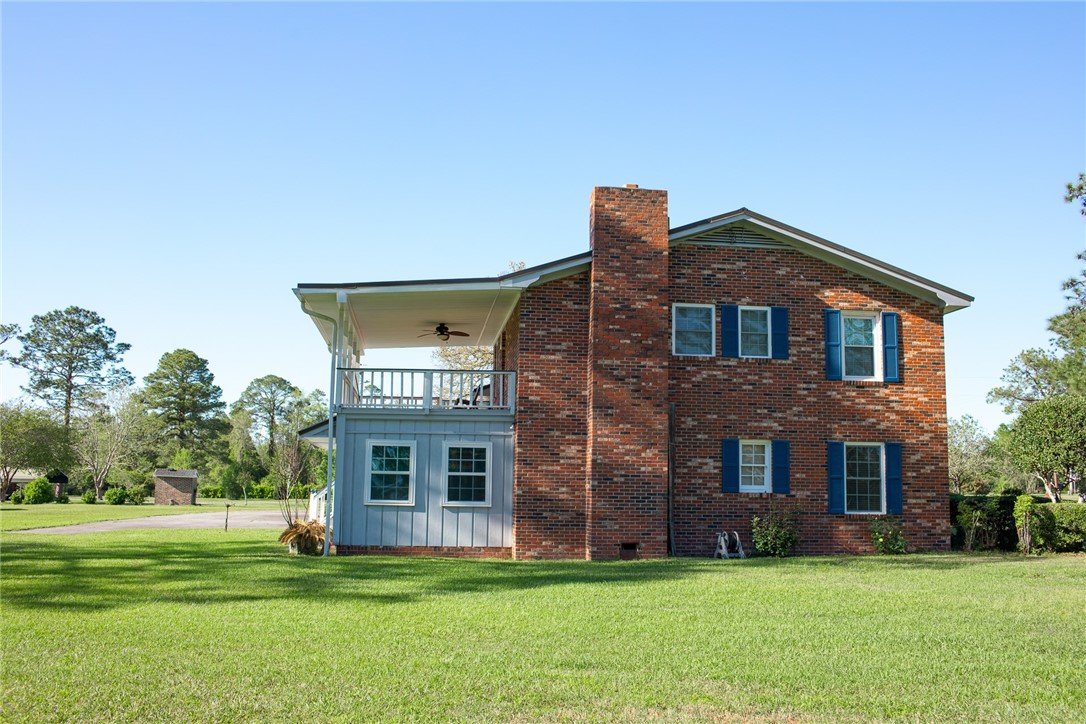 2110 Ware Street Blackshear, GA 31516 - Photo 5 of 57