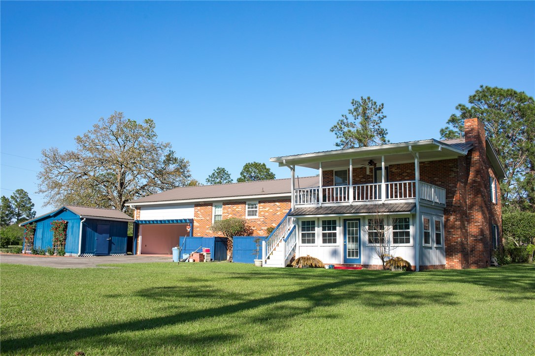 2110 Ware Street Blackshear, GA 31516 - Photo 6 of 57