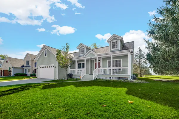 $415,000 | 2161 Burnham Court, Algonquin, IL 60102