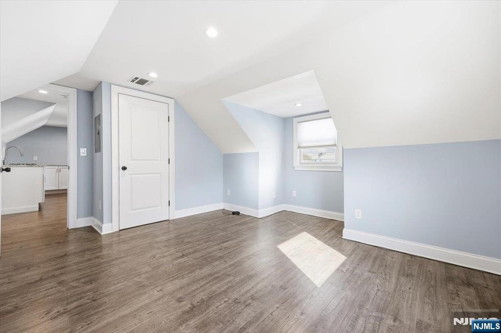 7 Main Terrace Bloomfield, NJ 07003 - Photo 16 of 34