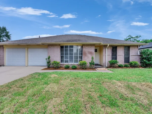 $285,000 | 11010 Whittingham Lane, Houston, TX 77099
