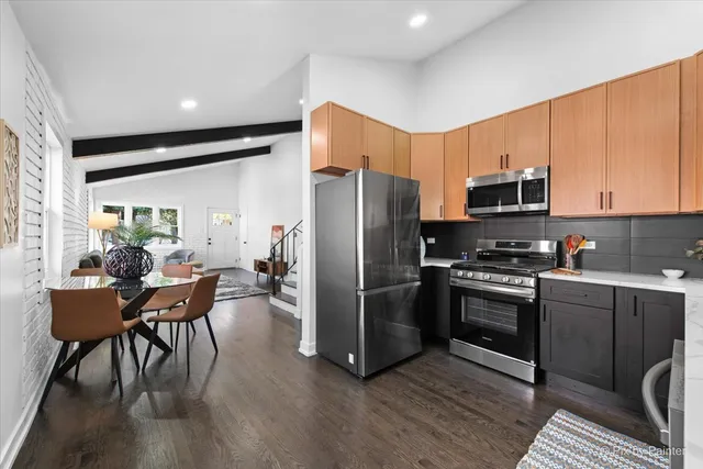 $415,000 | 600 North Iowa Avenue, Villa Park, IL 60181