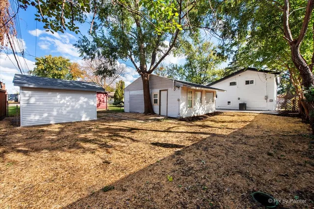 $415,000 | 600 North Iowa Avenue, Villa Park, IL 60181