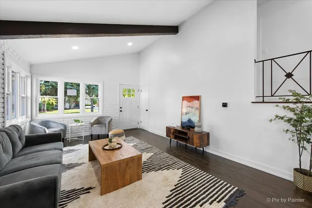 $415,000 | 600 North Iowa Avenue, Villa Park, IL 60181