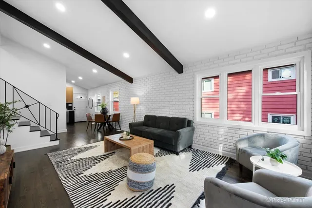 $415,000 | 600 North Iowa Avenue, Villa Park, IL 60181