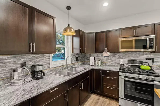 $3,000 | 2853 South Ellen Street, Milwaukee, WI 53207