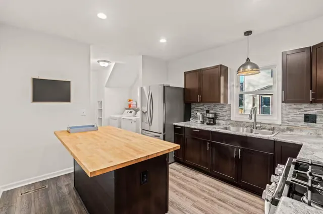 $3,000 | 2853 South Ellen Street, Milwaukee, WI 53207