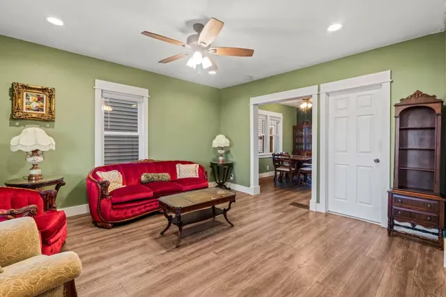 $3,000 | 2853 South Ellen Street, Milwaukee, WI 53207