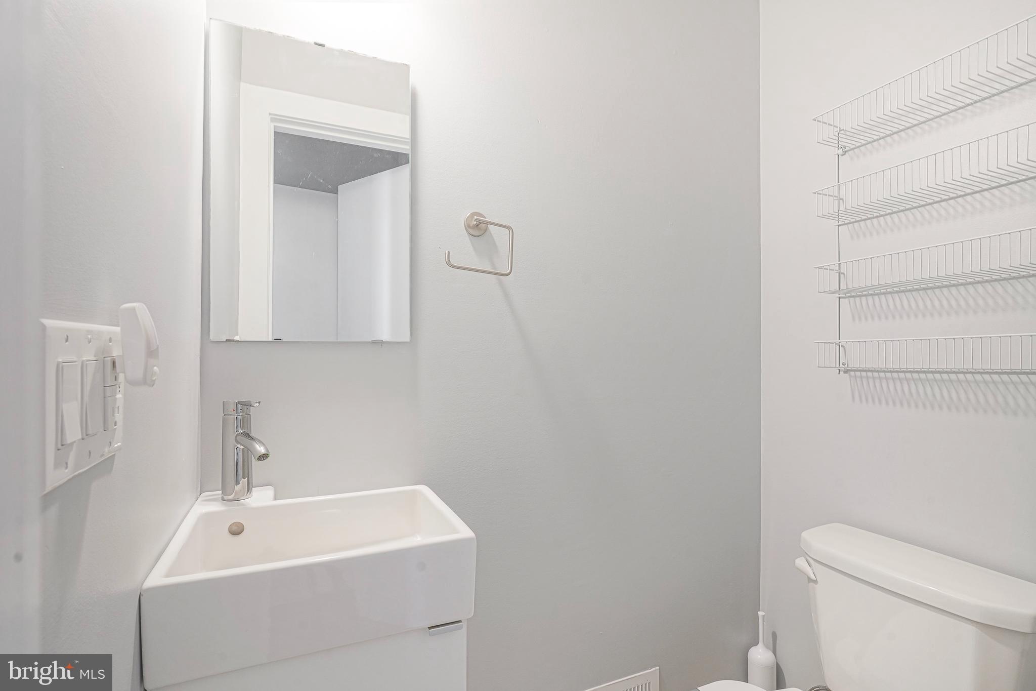 1620 Reed Street Philadelphia, PA 19146 - Photo 34 of 49