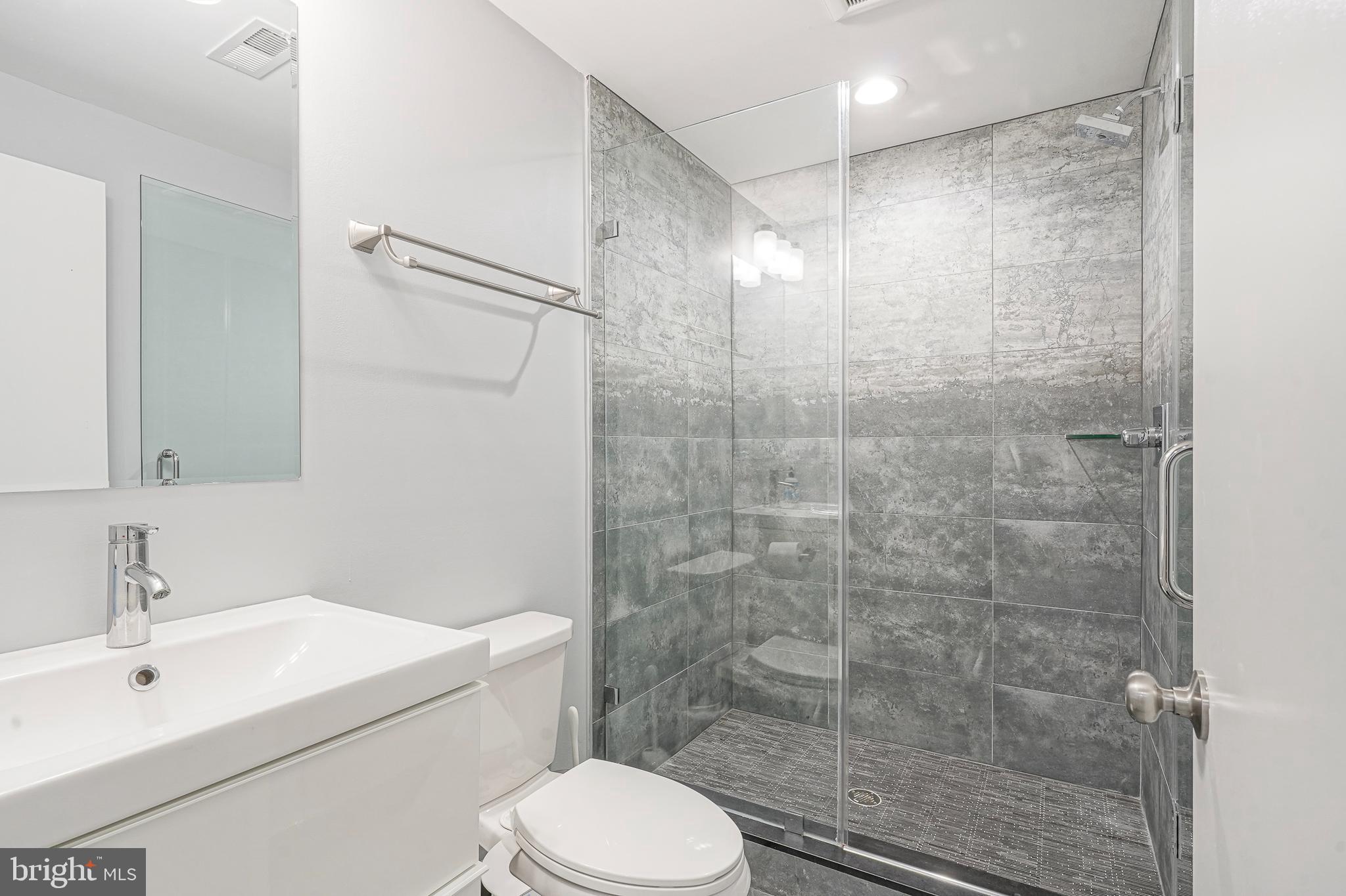 1620 Reed Street Philadelphia, PA 19146 - Photo 41 of 49