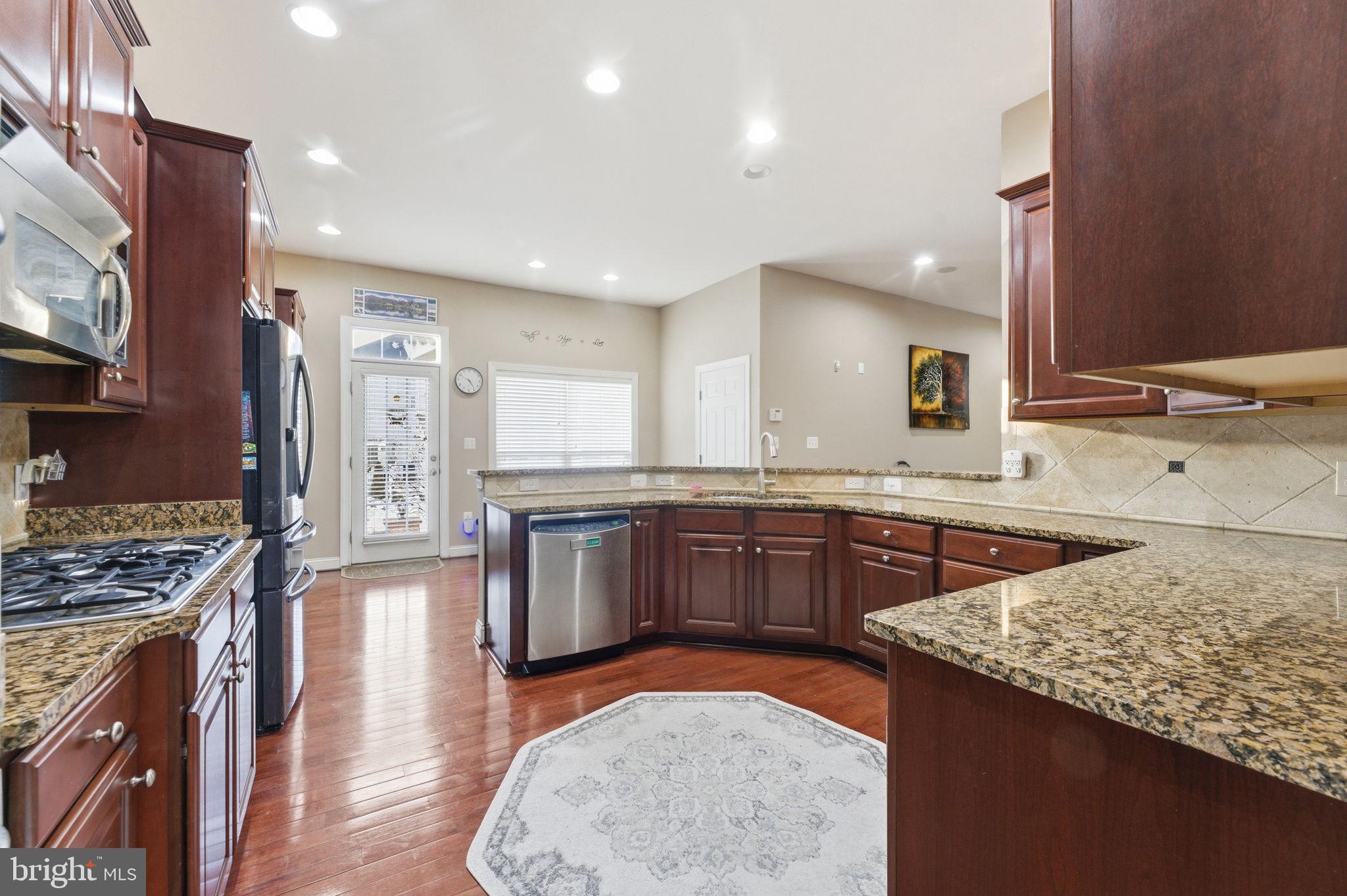 6319 Still Spring Place Alexandria, VA 22315 - Photo 24 of 61