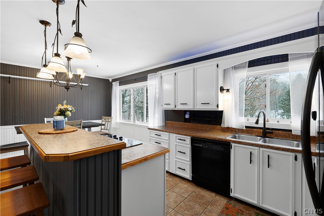 50 West Myers Road Minetto, NY 13126 - Photo 6 of 30