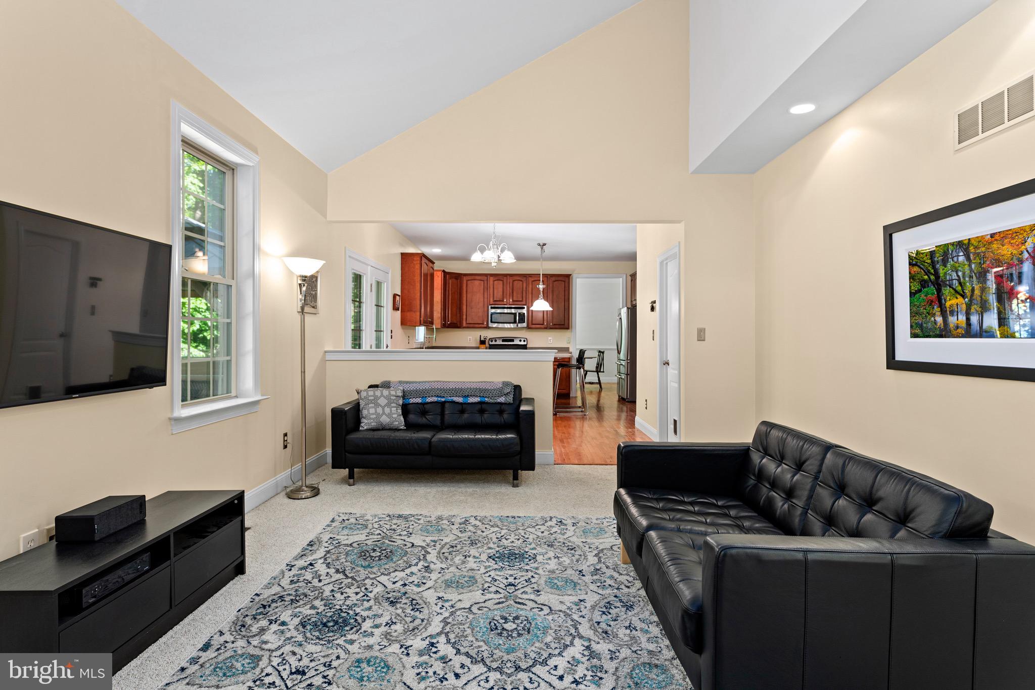 1650 Doerr Road Quakertown, PA 18951 - Photo 18 of 48 Semi-open to kitchen.