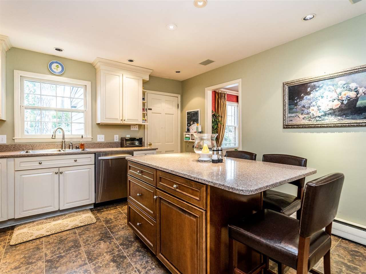 905 Davidson Street Raleigh, NC 27609 - Photo 15 of 25 Kitchen