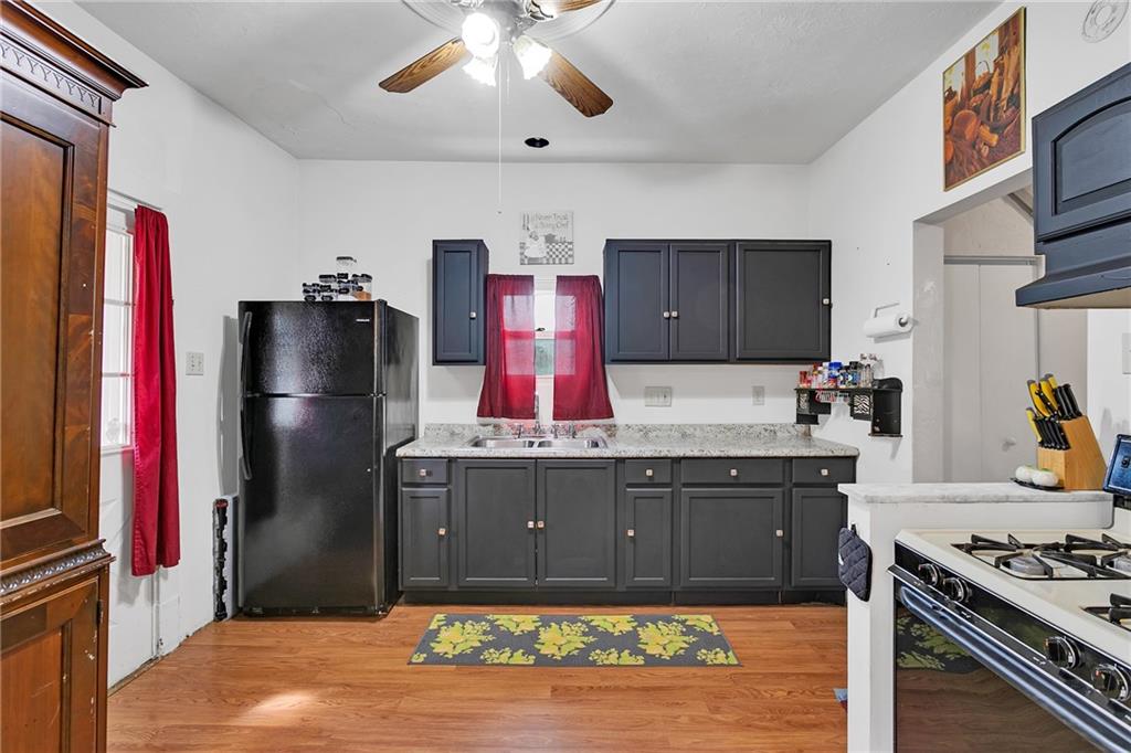 804 Bower Hill Road Bridgeville, PA 15017 - Photo 9 of 17 Gallery Image 9