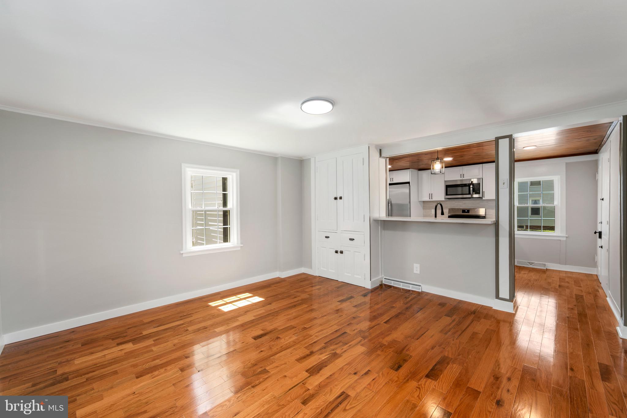 39 Main Street Pilesgrove, NJ 08098 - Photo 19 of 44