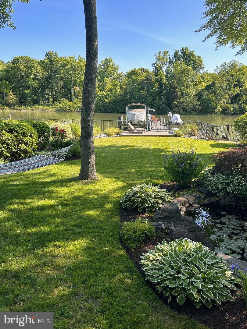 3617 Branhum Road Edgewater, MD 21037 - Photo 16 of 55 Plenty of room to entertain