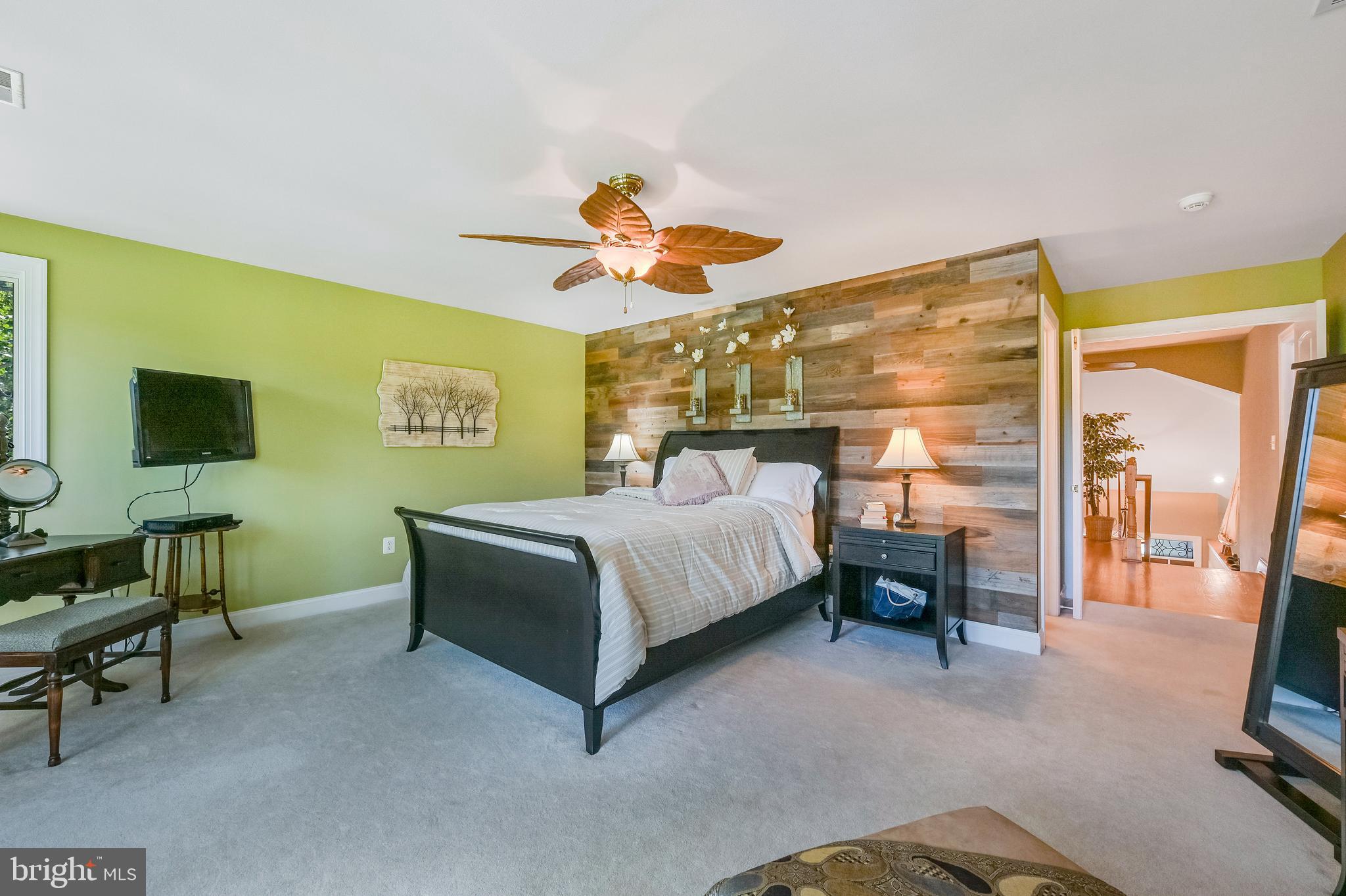 3617 Branhum Road Edgewater, MD 21037 - Photo 35 of 55 Awesome owners suite with forever views