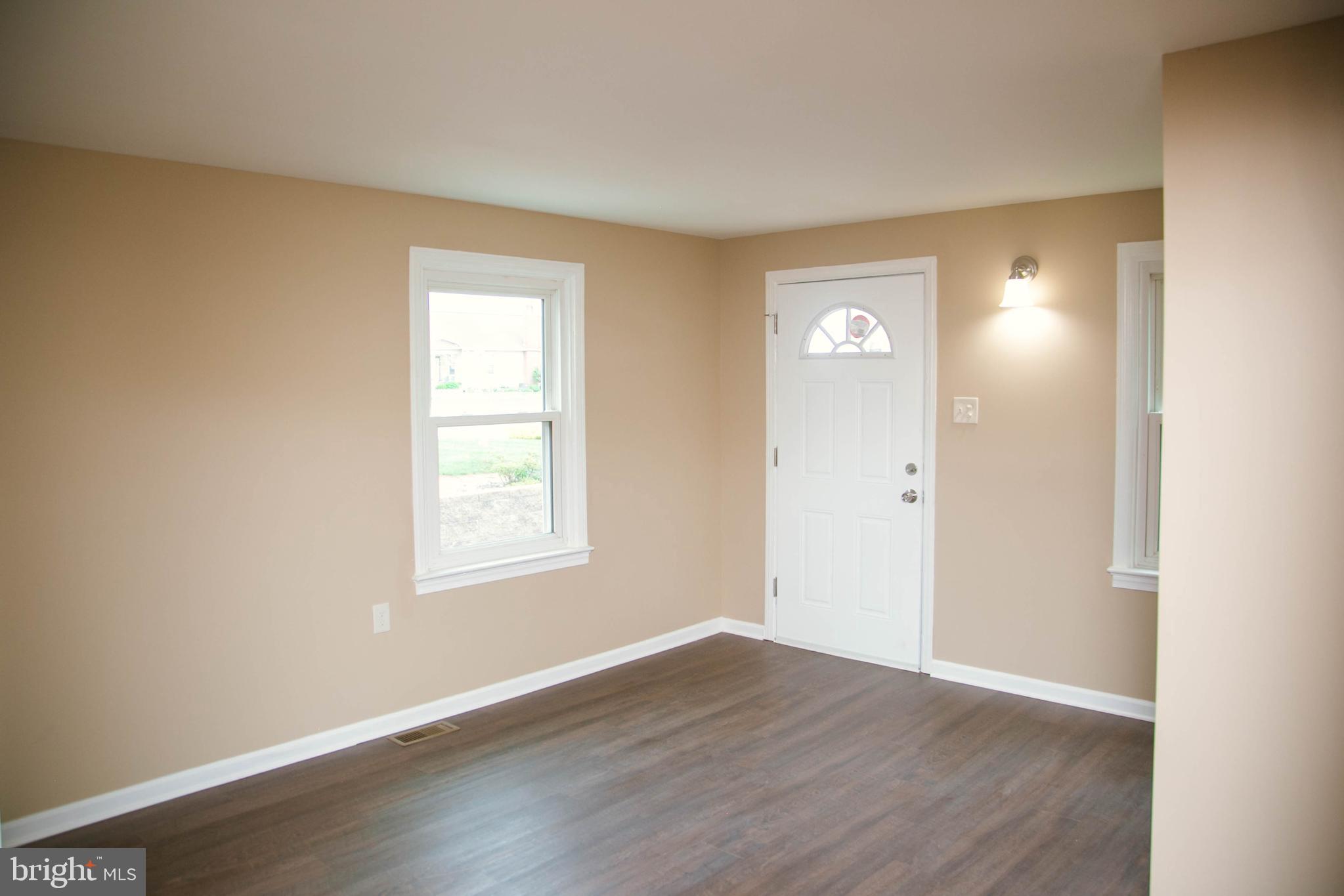 2164 Windsor Road Windsor, PA 17366 - Photo 2 of 26