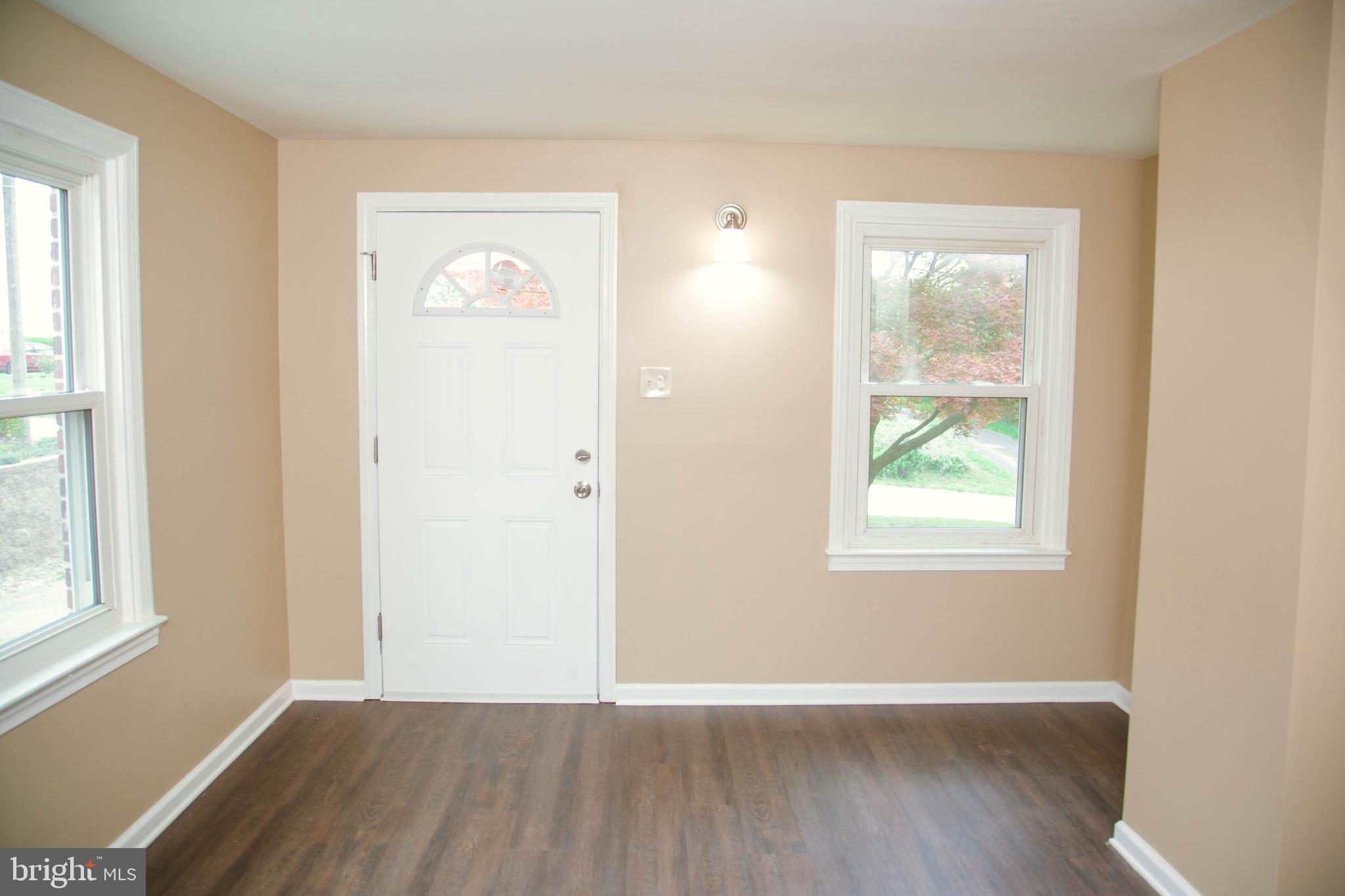 2164 Windsor Road Windsor, PA 17366 - Photo 3 of 26