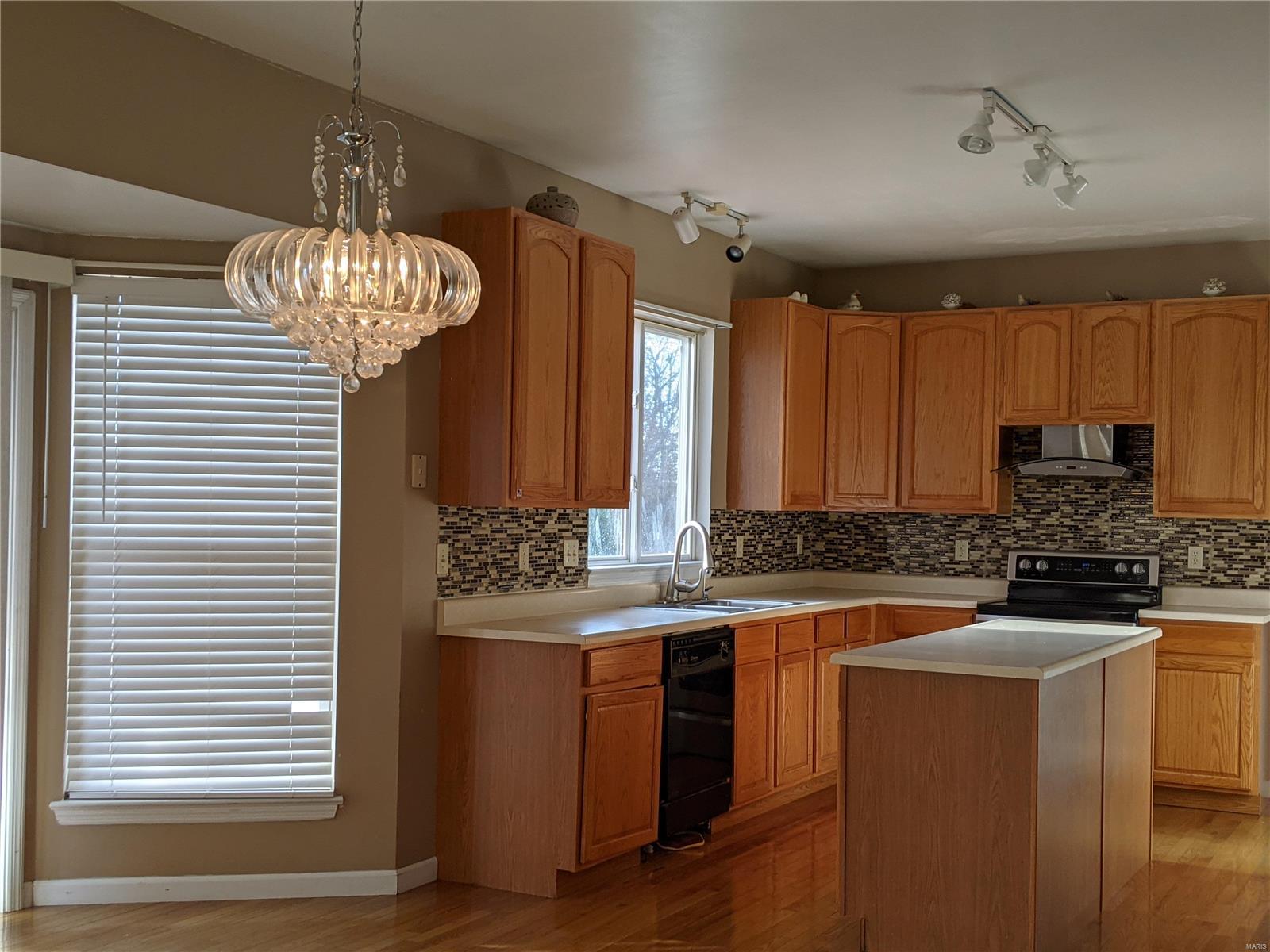 509 Rascal Crossing O'Fallon, MO 63366 - Photo 8 of 30
