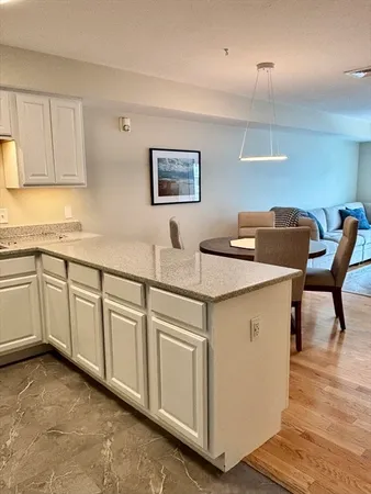 $348,000 | 26 Greenleaves Drive, Unit 624, Amherst, MA 01002