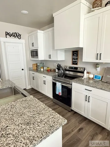 $365,000 | 299 Hummingbird Way, Sugar City, ID 83448