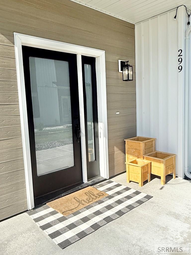 299 Hummingbird Way Sugar City, ID 83448 - Photo 5 of 46