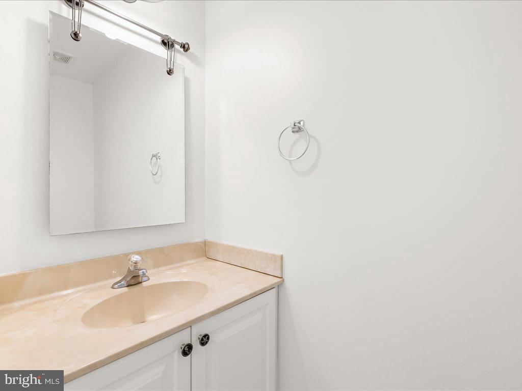 6153 Tolchester Road Rock Hall, MD 21661 - Photo 25 of 60 Powder Room