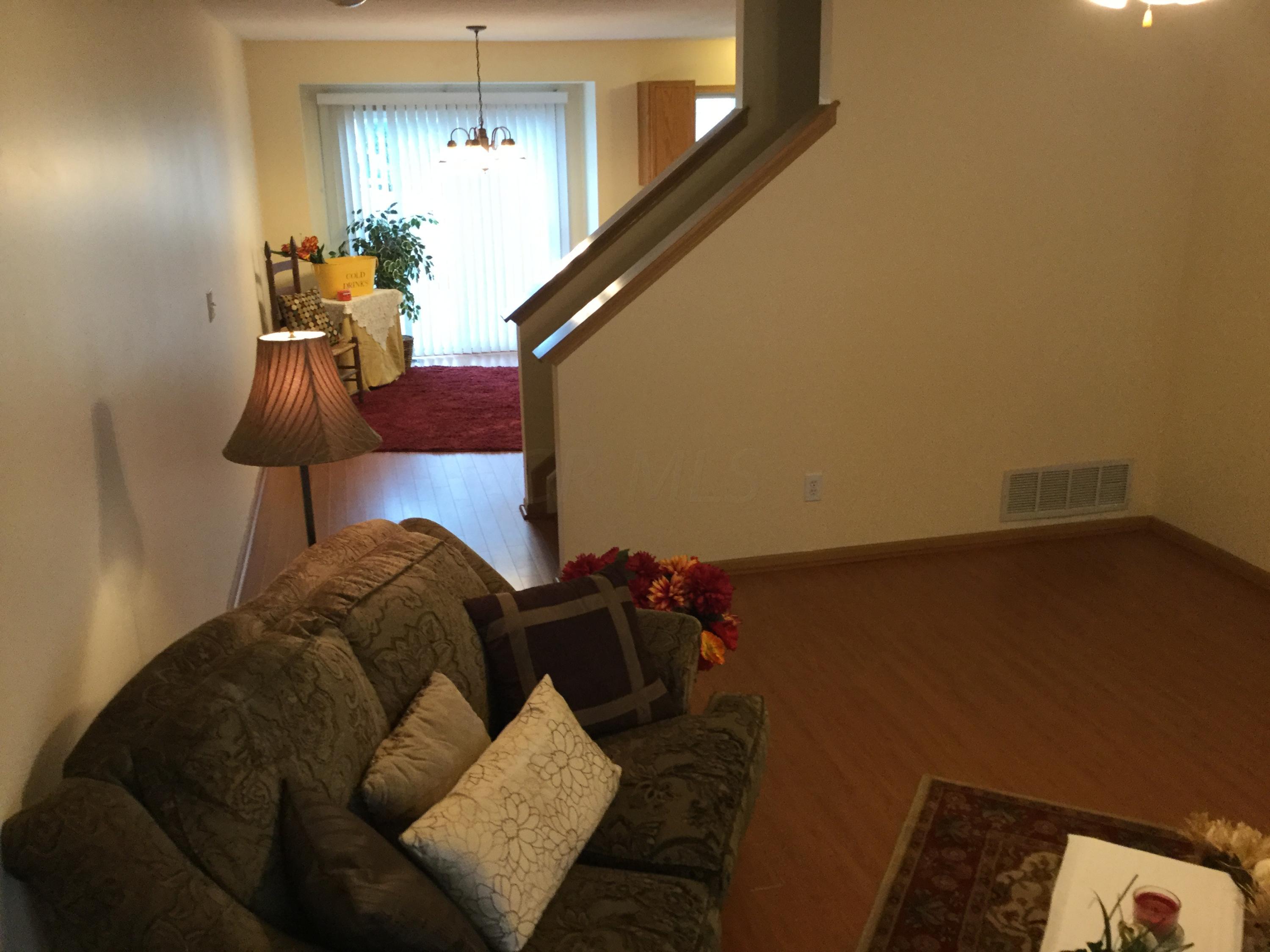 4534 Nickerson Road Columbus, OH 43228 - Photo 7 of 29