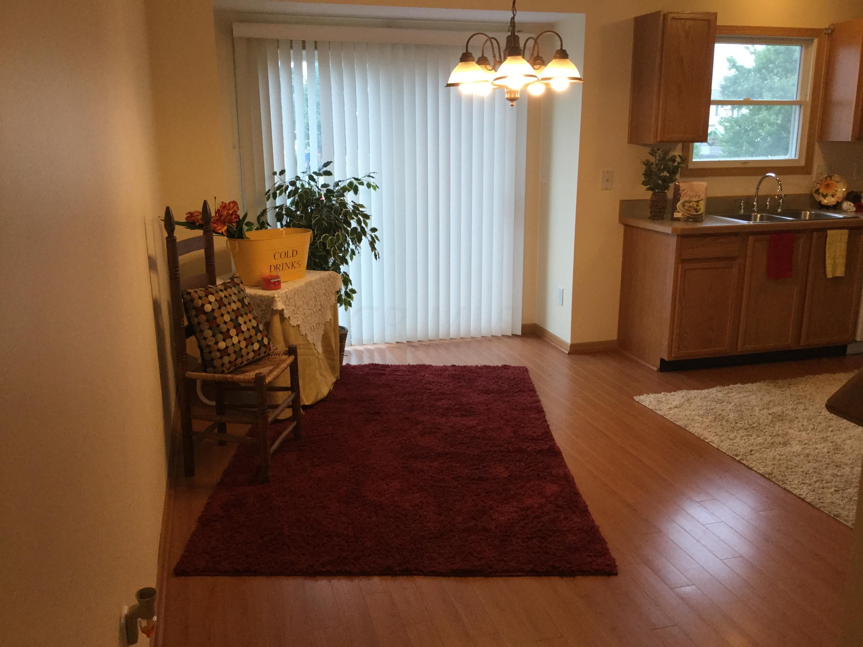 4534 Nickerson Road Columbus, OH 43228 - Photo 8 of 29