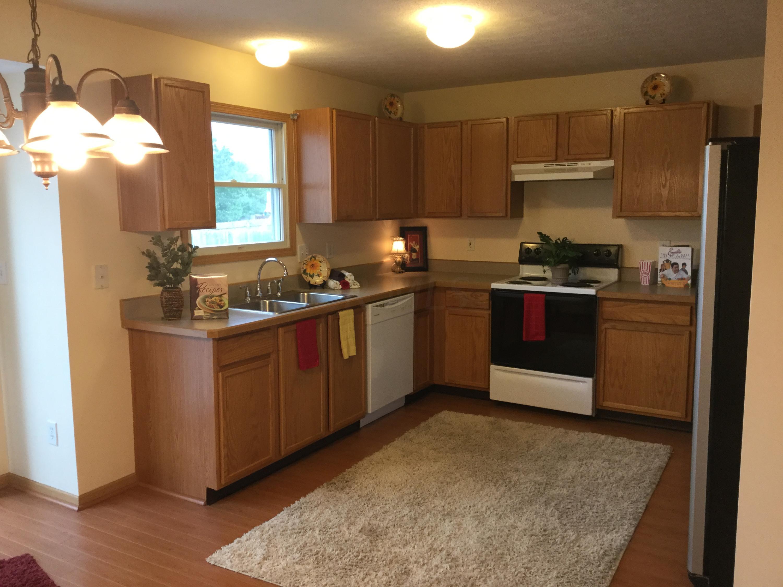 4534 Nickerson Road Columbus, OH 43228 - Photo 9 of 29