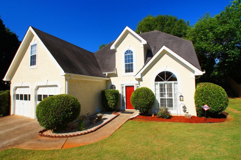 873 Ashwood Walk Decatur, GA 30030 - Photo 1 of 1 Great curb appeal on a cul-de-sac, freshly painted trim, hardiplank siding