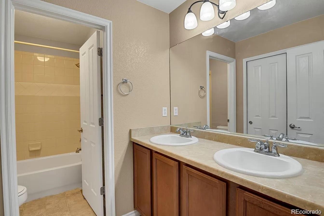 10886 Towerbridge Road Highlands Ranch, CO 80130 - Photo 19 of 32