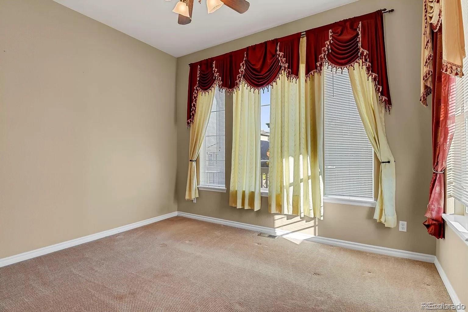 10886 Towerbridge Road Highlands Ranch, CO 80130 - Photo 7 of 32